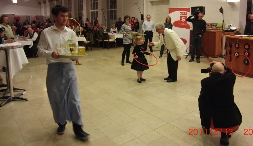 CIMG0688_3_stunde_52-hula-hoop5.jpg